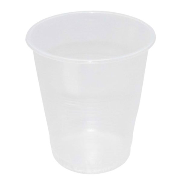 Пластиковый прозрачный стакан